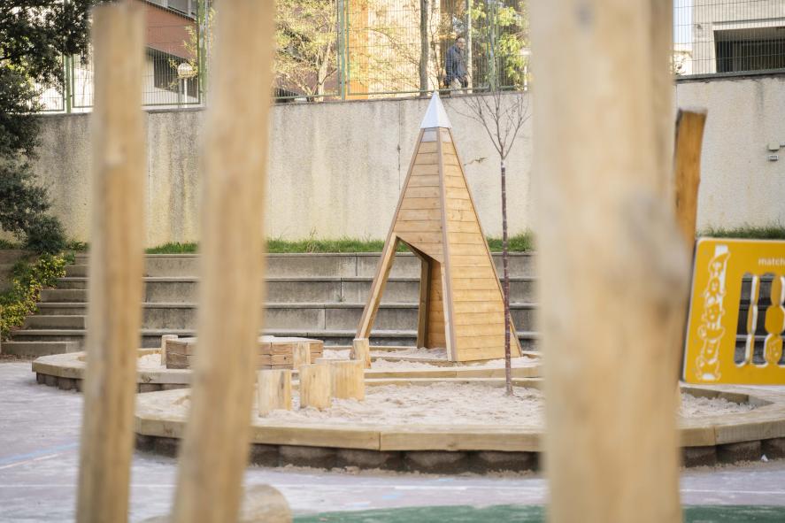 jolas eremua patio playground parque infantil bilbo kimubat nondik lab